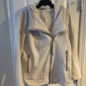 Lululemon white hooded fleece size 12